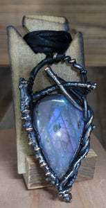 Sticks on Labradorite 0003