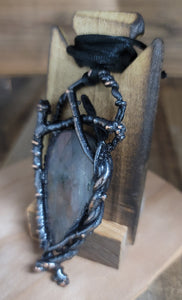 Sticks on Labradorite 0003