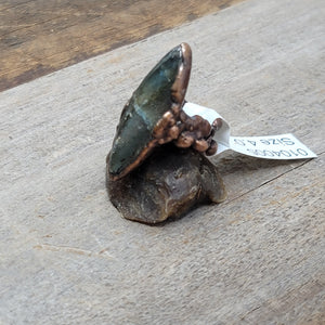 Copper Ring Labradorite size 4.0