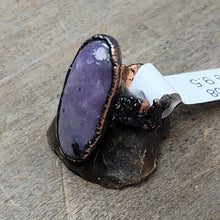 Load image into Gallery viewer, Copper Ring Charoite size 9.5