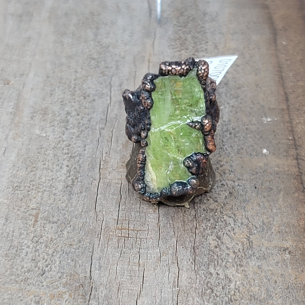 Copper Ring Green Kyanite Size 7