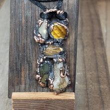 Load image into Gallery viewer, Yellow chakra cluster copper necklace